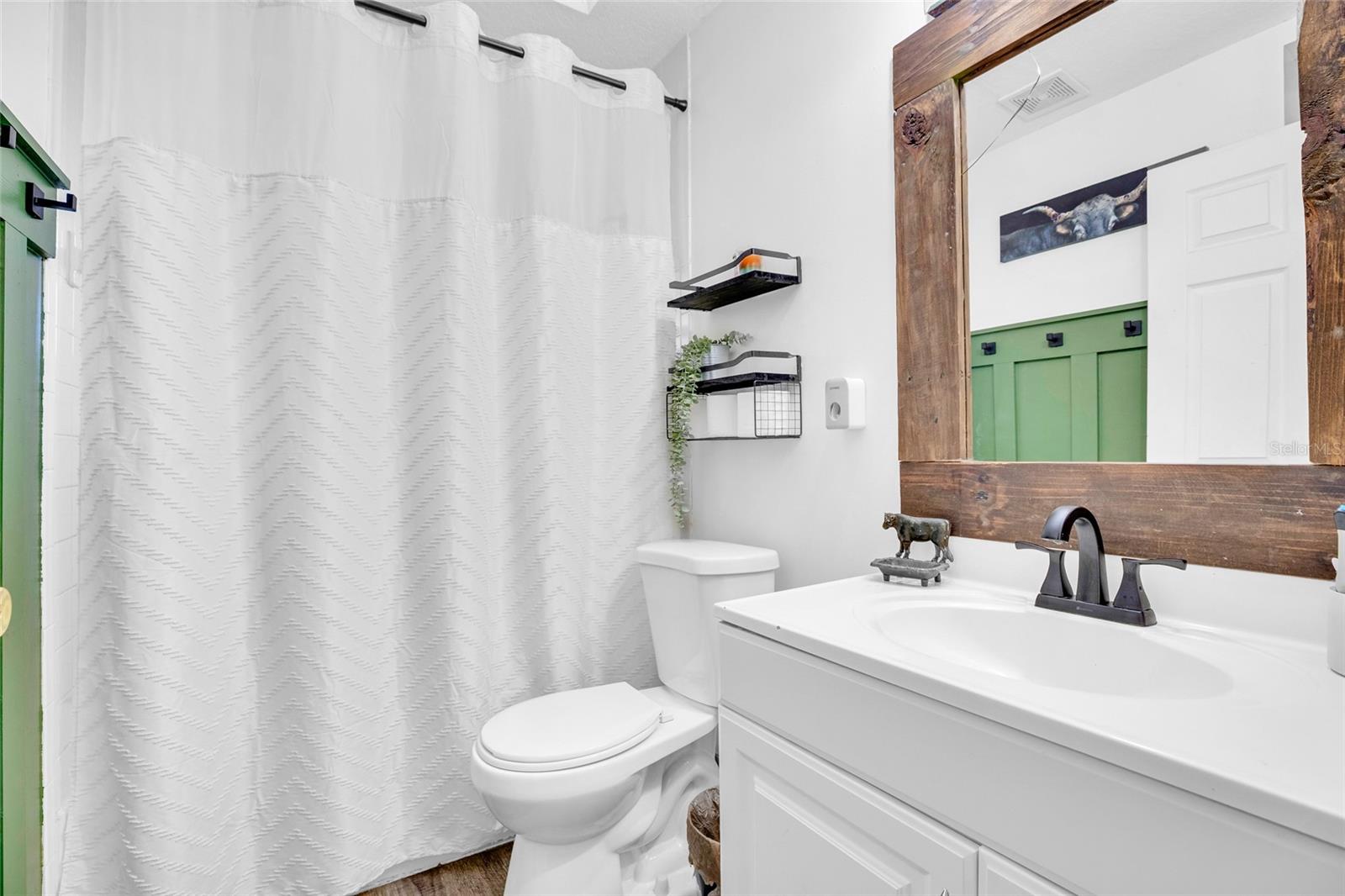 Image 21 of 30 For 6413 Peterson Road