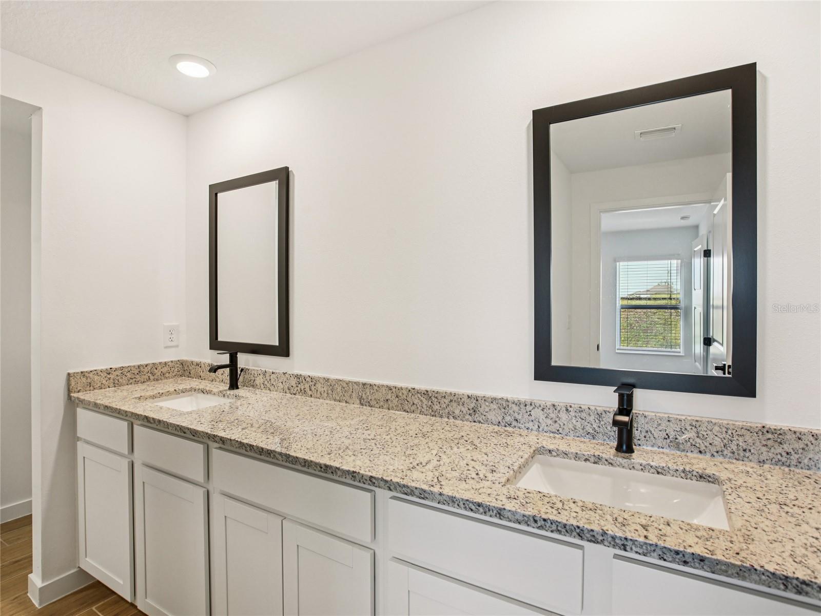 Image 8 of 9 For 29508 Fedora Circle