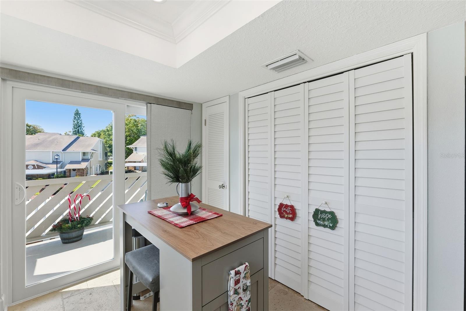 Image 9 of 37 For 12404 Eagleswood Drive D