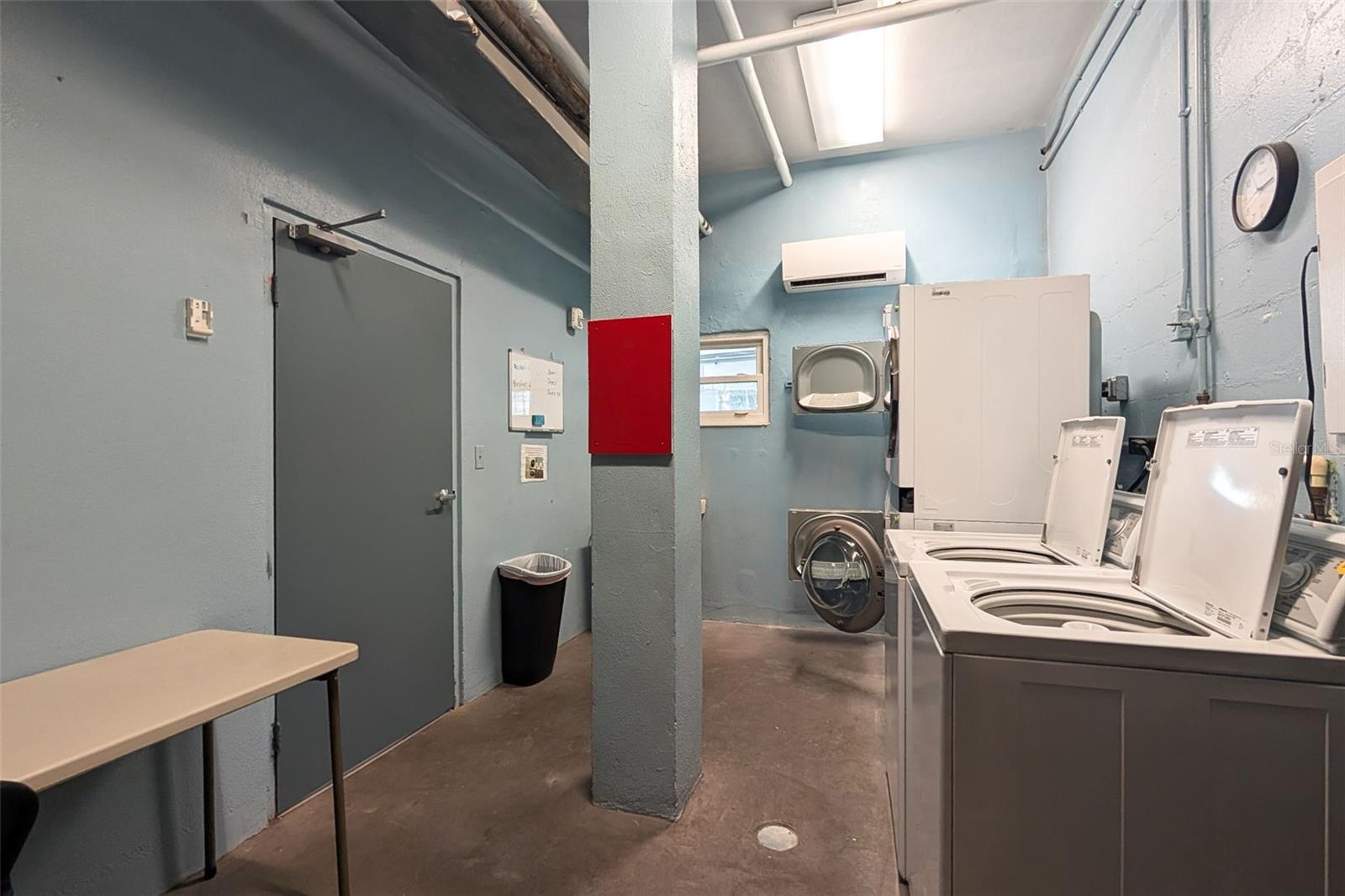 Image 27 of 32 For 841 4th Avenue N 67