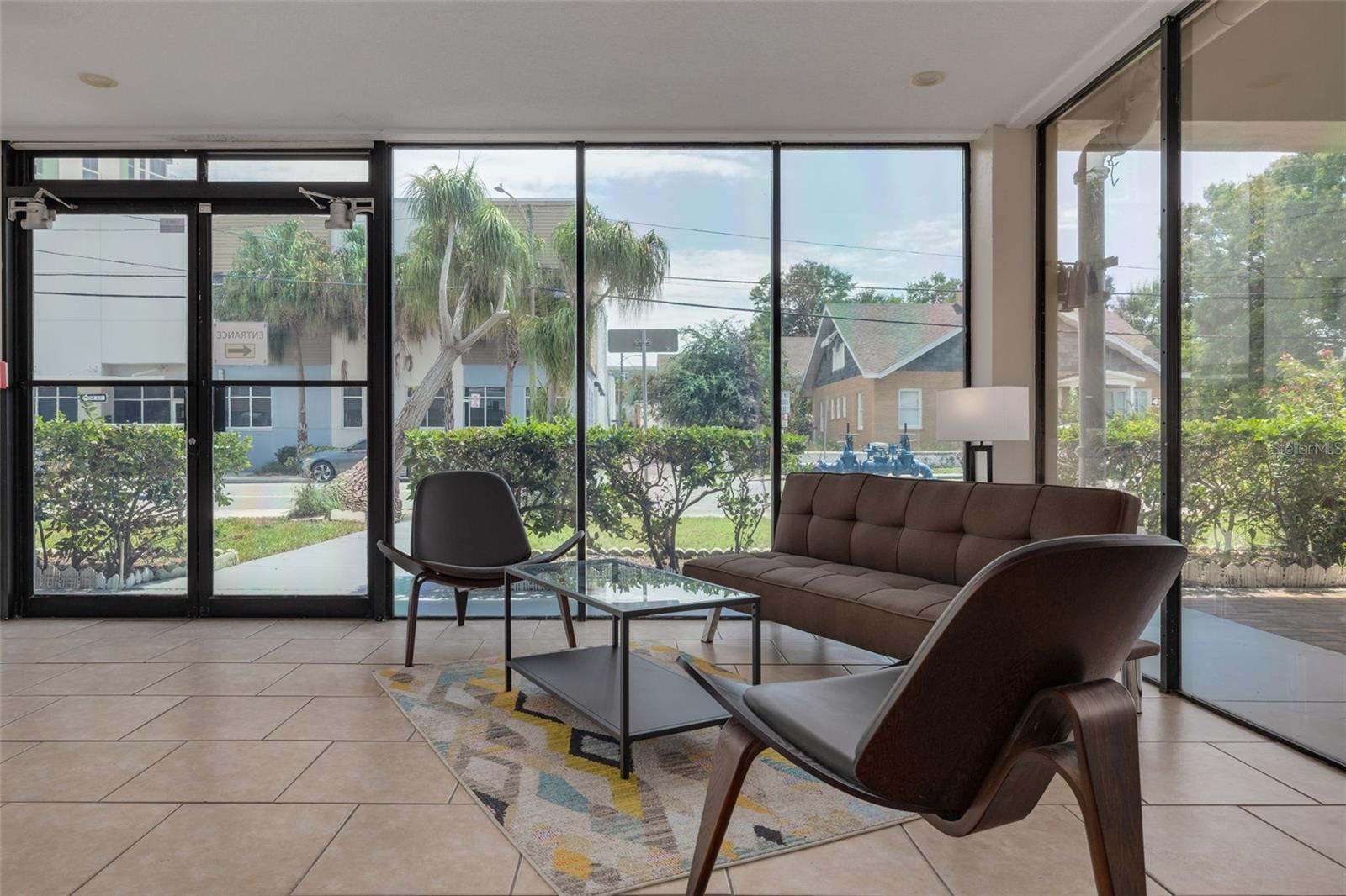 Image 4 of 32 For 841 4th Avenue N 67