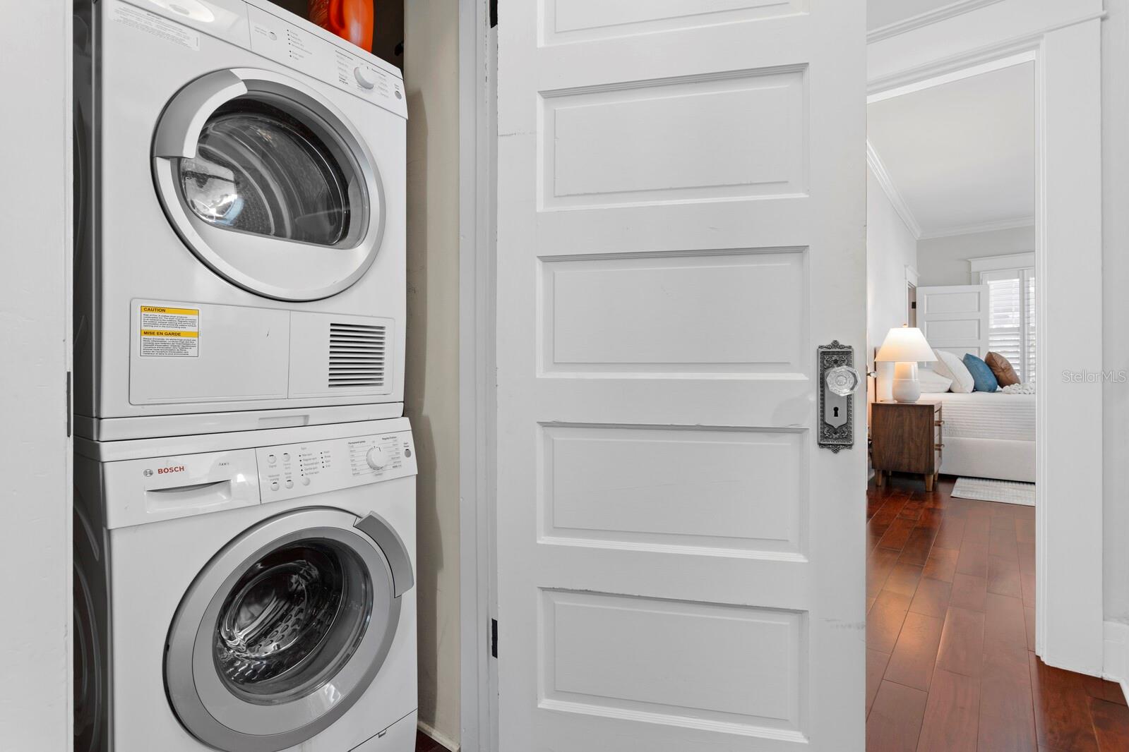 Listing photo id 18 for 1315 Moody Avenue