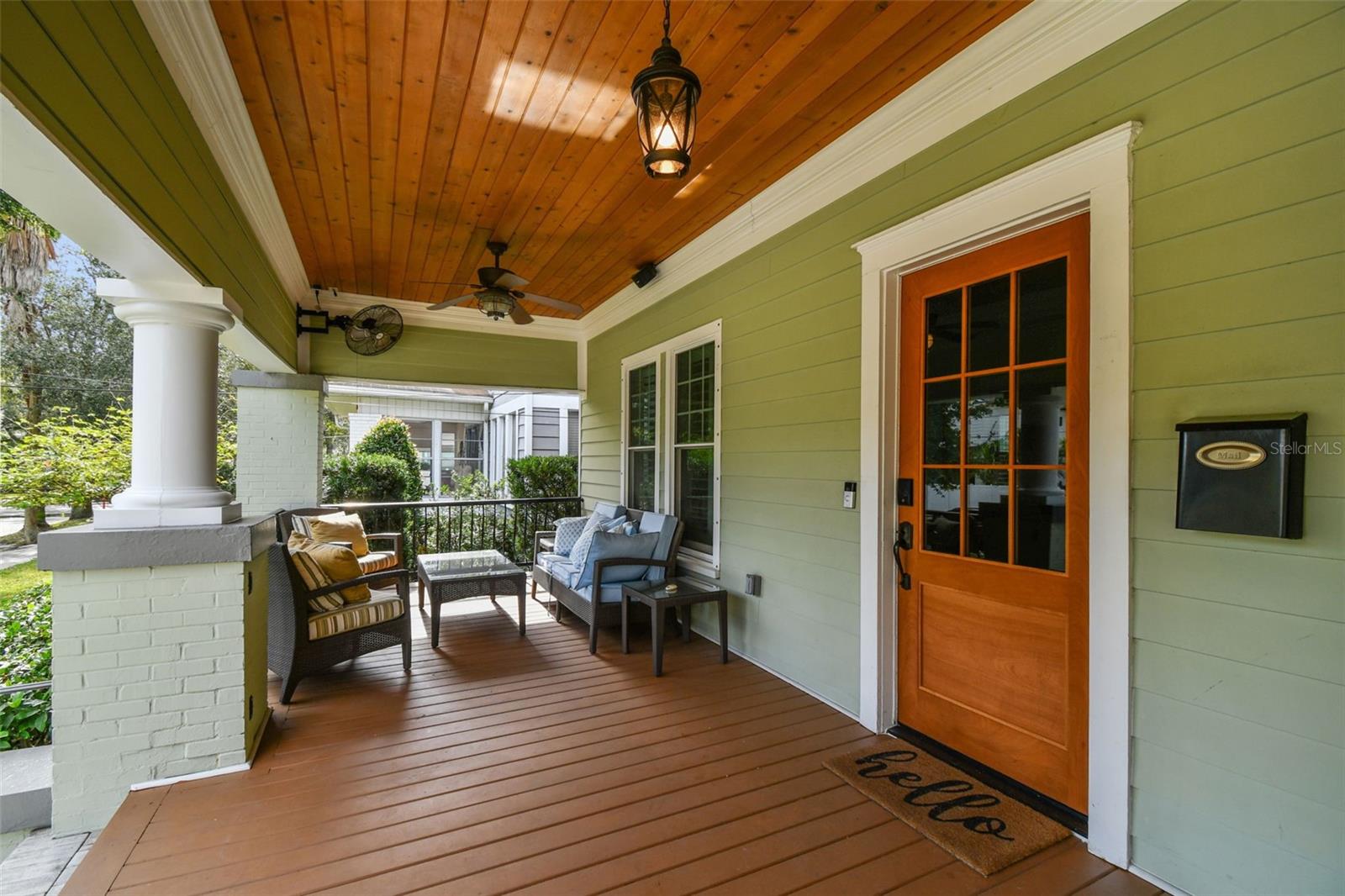 Listing photo id 32 for 1315 Moody Avenue