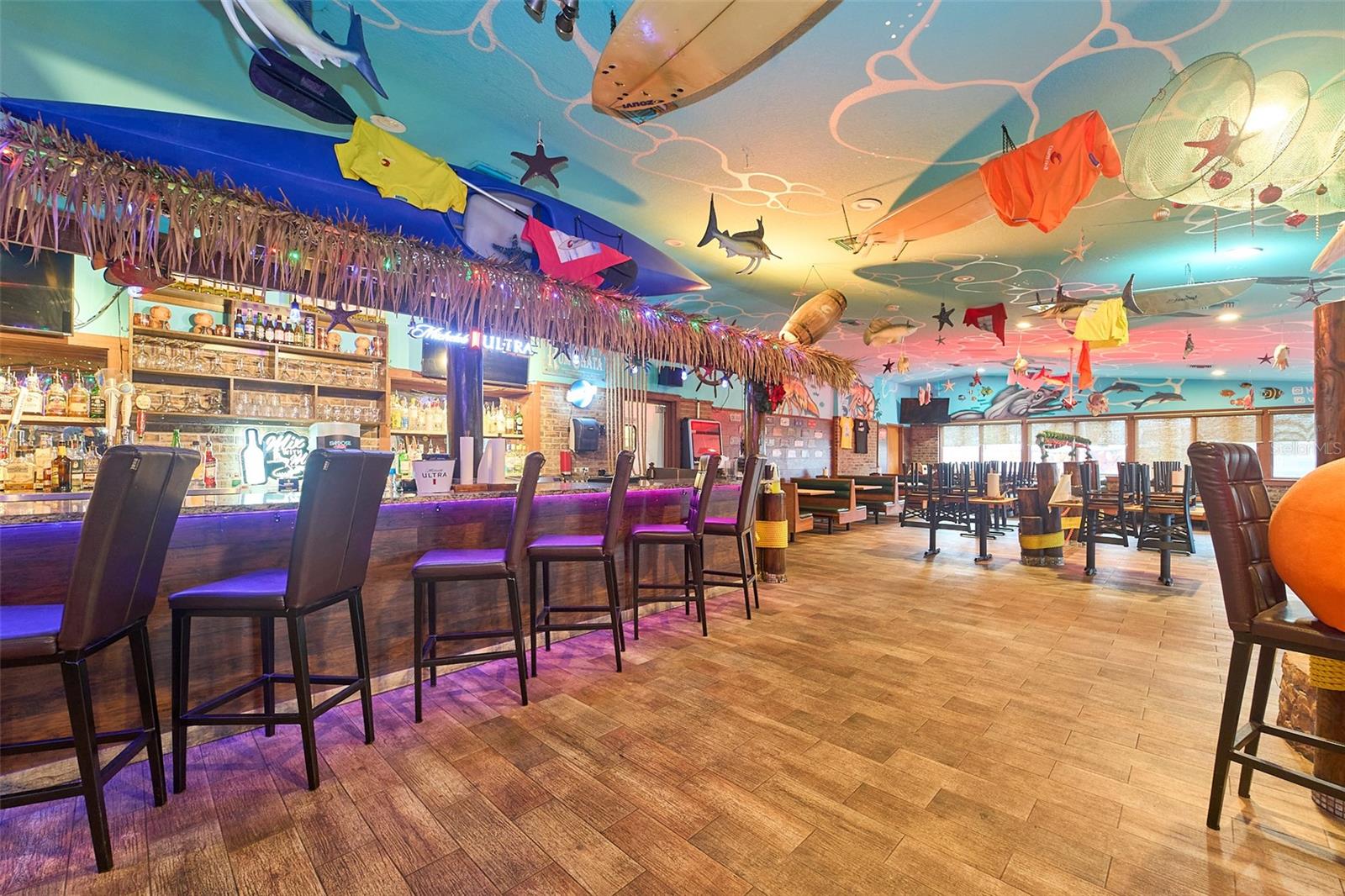 Image 14 of 33 For 704 Brandon Boulevard