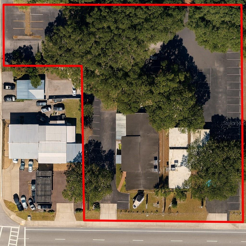 Image 2 of 33 For 704 Brandon Boulevard