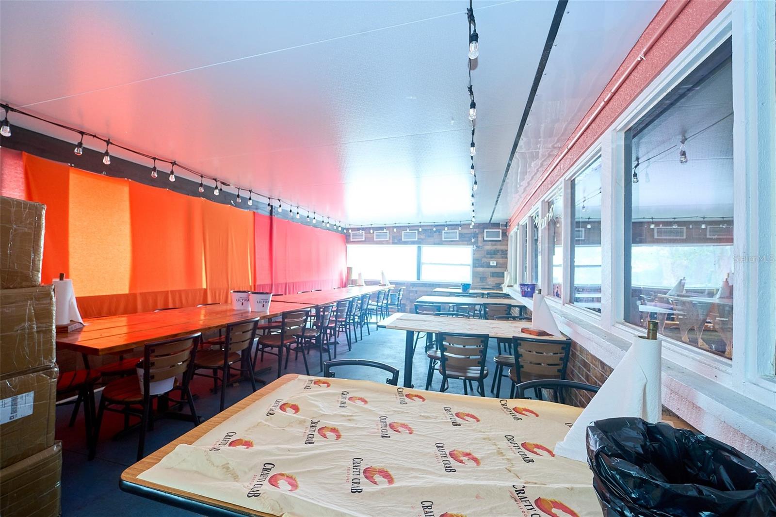 Image 22 of 33 For 704 Brandon Boulevard