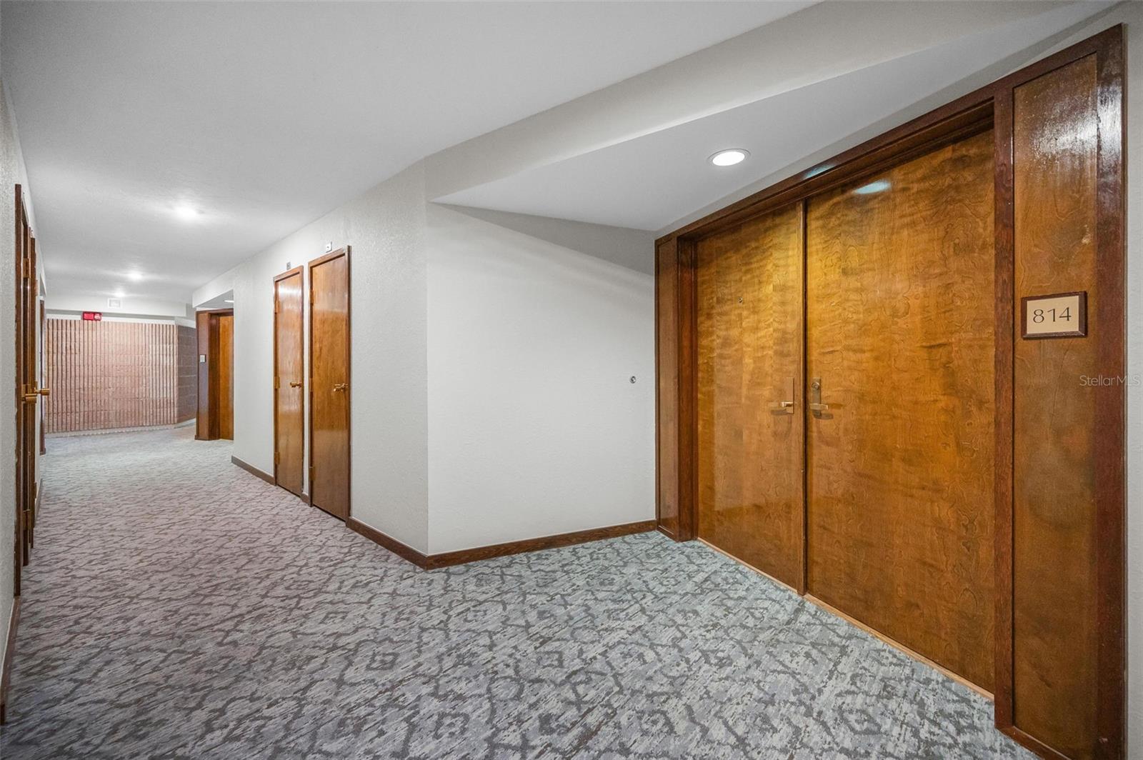 Image 18 of 92 For 1600 Gulf Boulevard 814