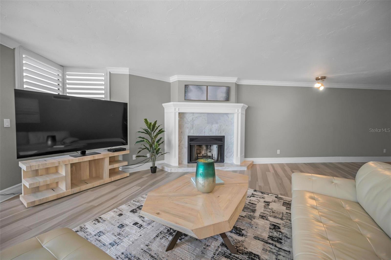 Image 23 of 92 For 1600 Gulf Boulevard 814