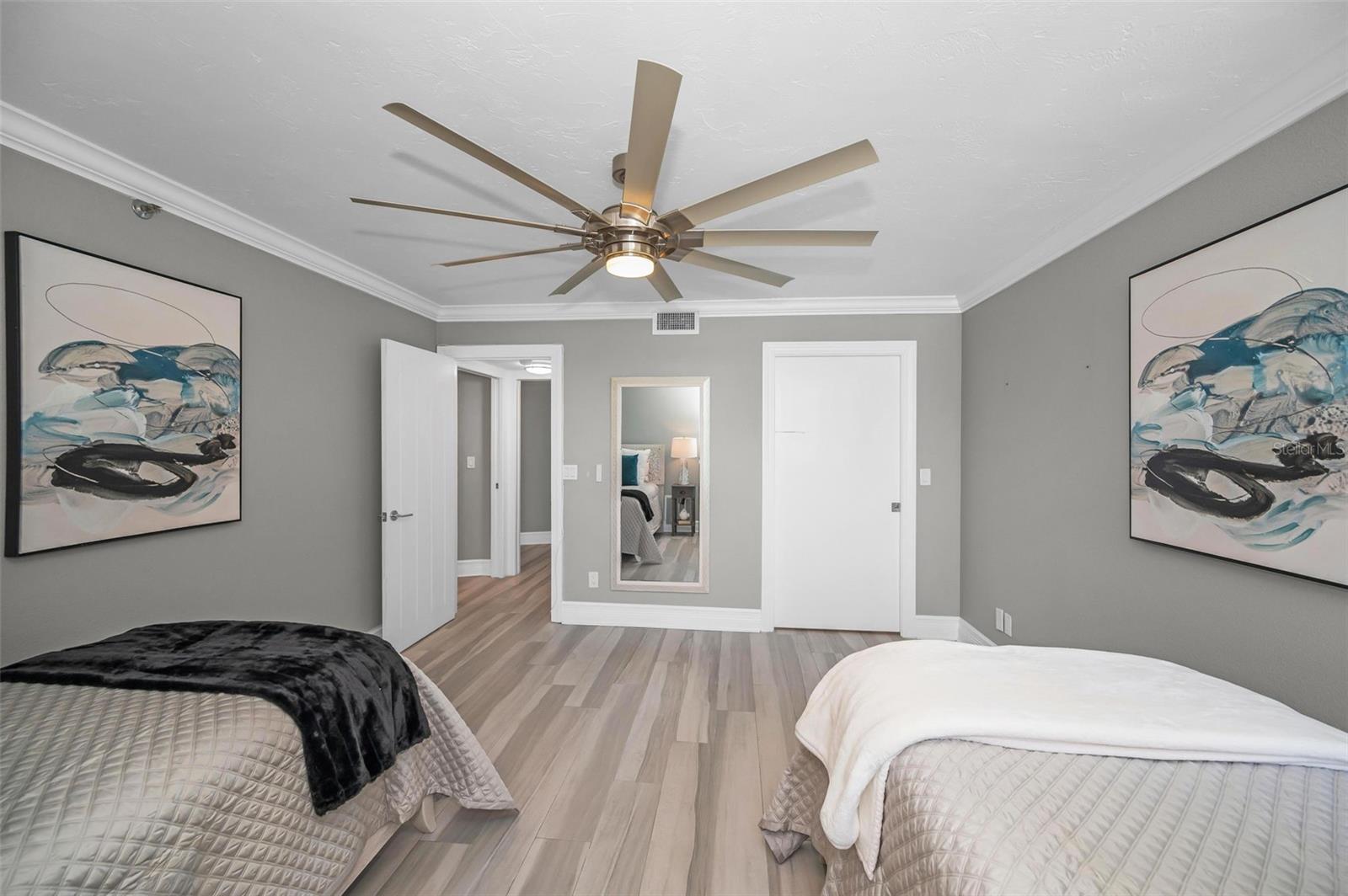 Image 55 of 92 For 1600 Gulf Boulevard 814