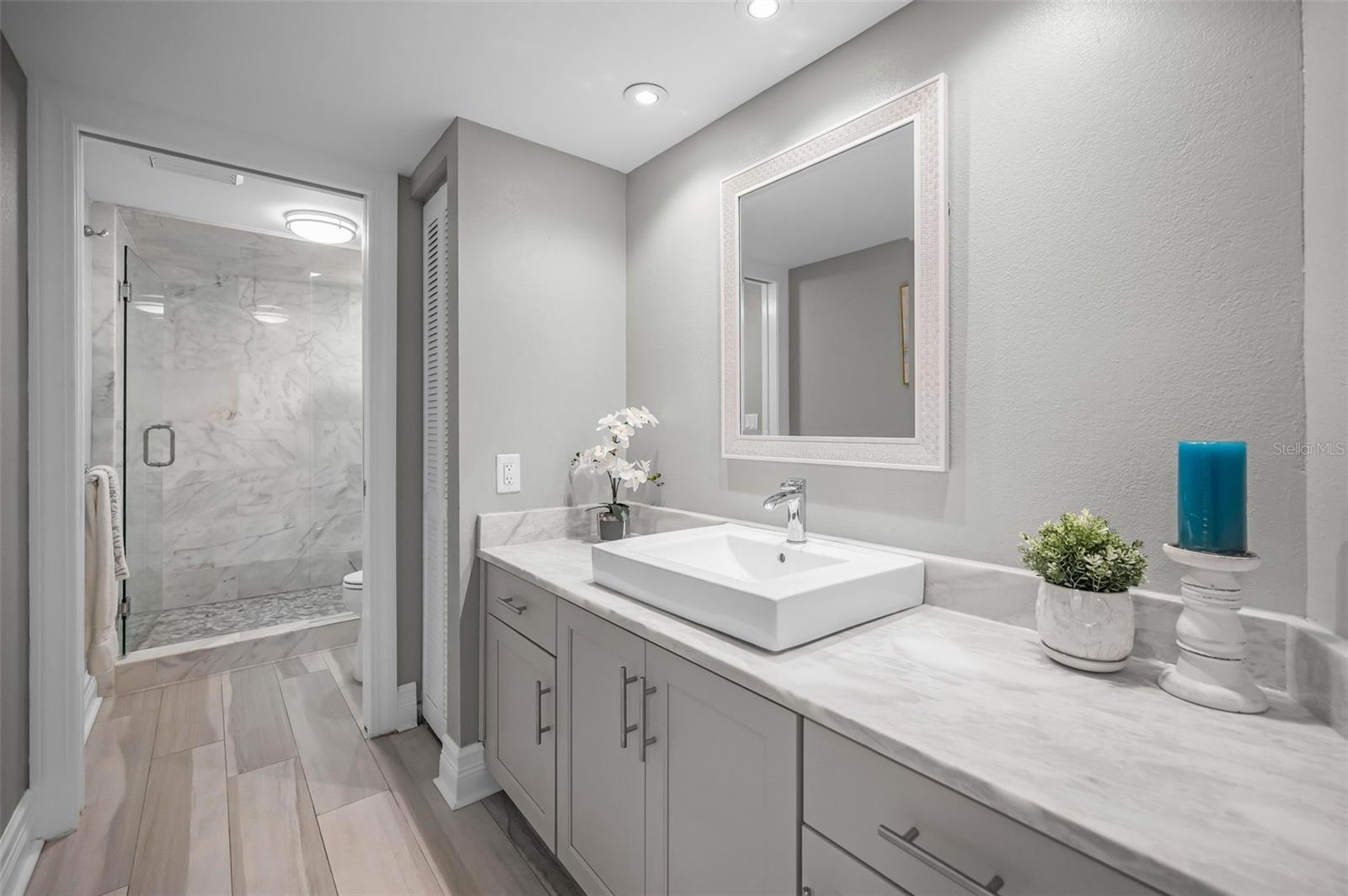 Image 56 of 92 For 1600 Gulf Boulevard 814