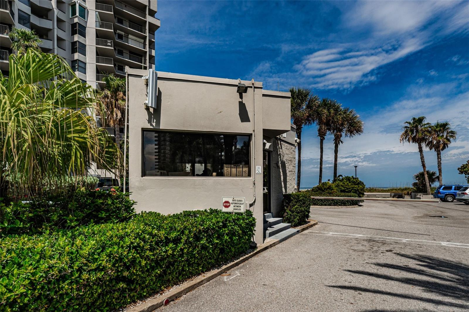 Image 61 of 92 For 1600 Gulf Boulevard 814