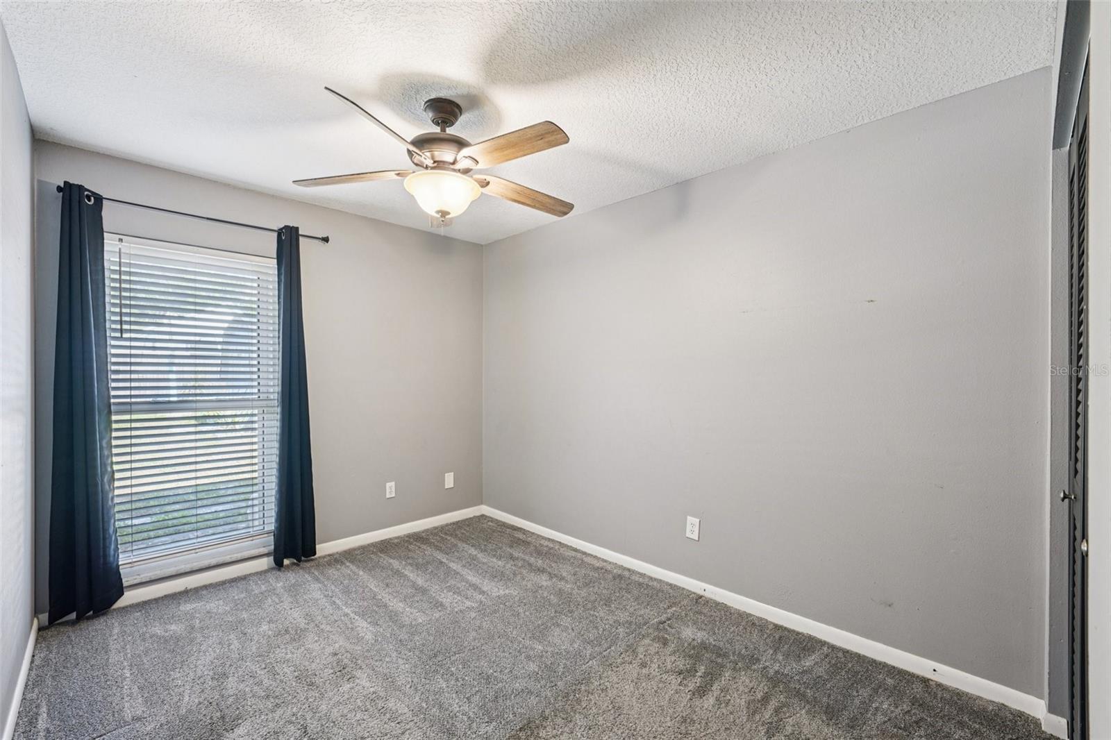 Image 13 of 26 For 2015 Ronald Circle