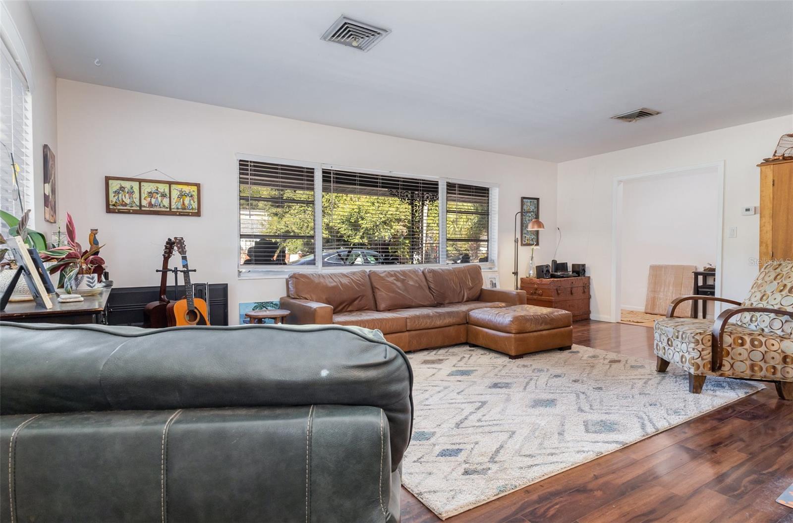 Image 4 of 23 For 29 Golf View Circle Ne