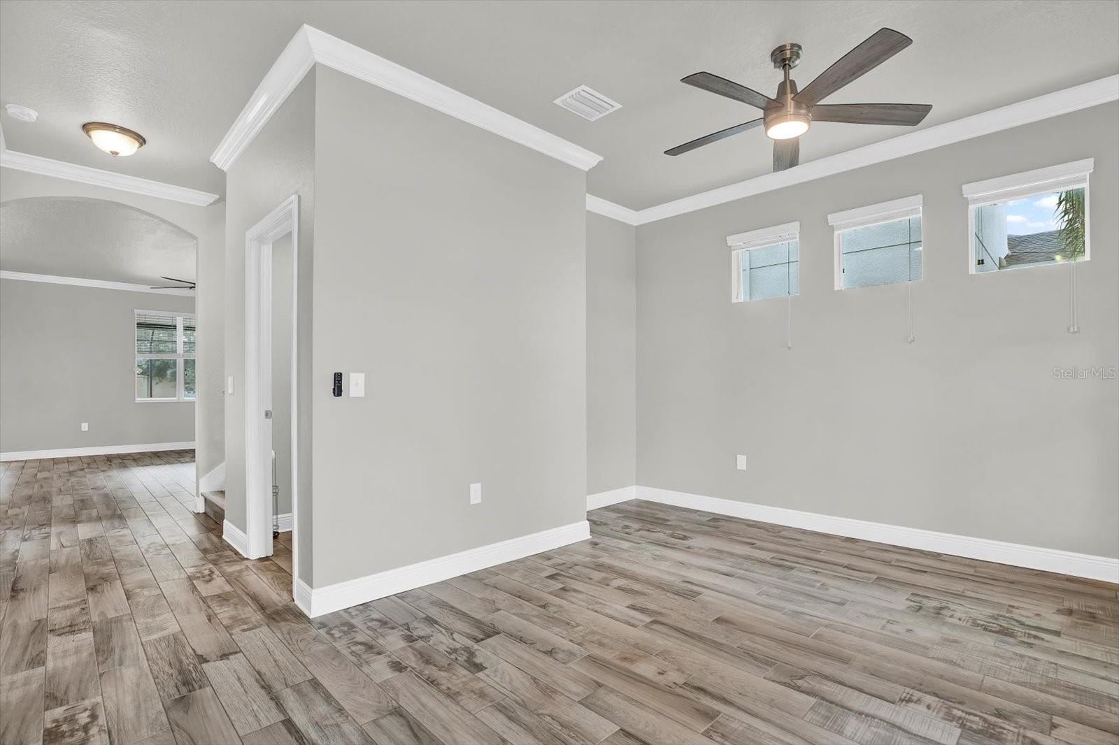 Image 12 of 32 For 10560 Lake Seminole Terrace