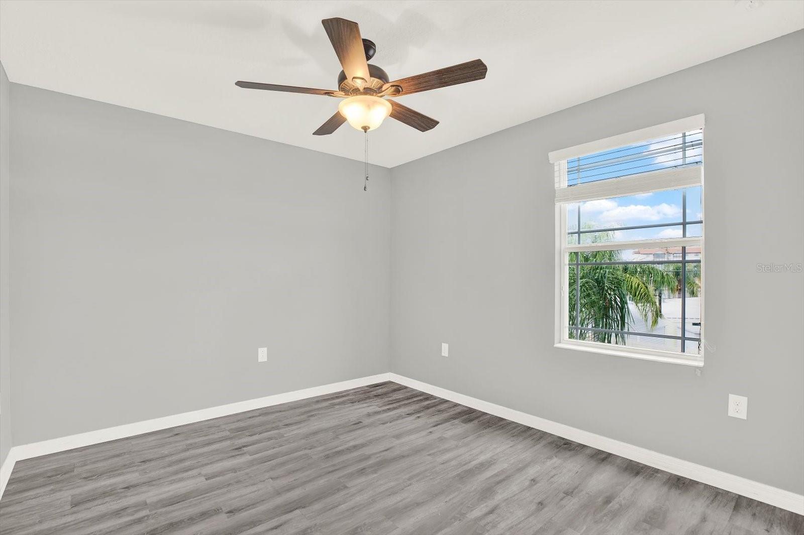 Image 16 of 32 For 10560 Lake Seminole Terrace