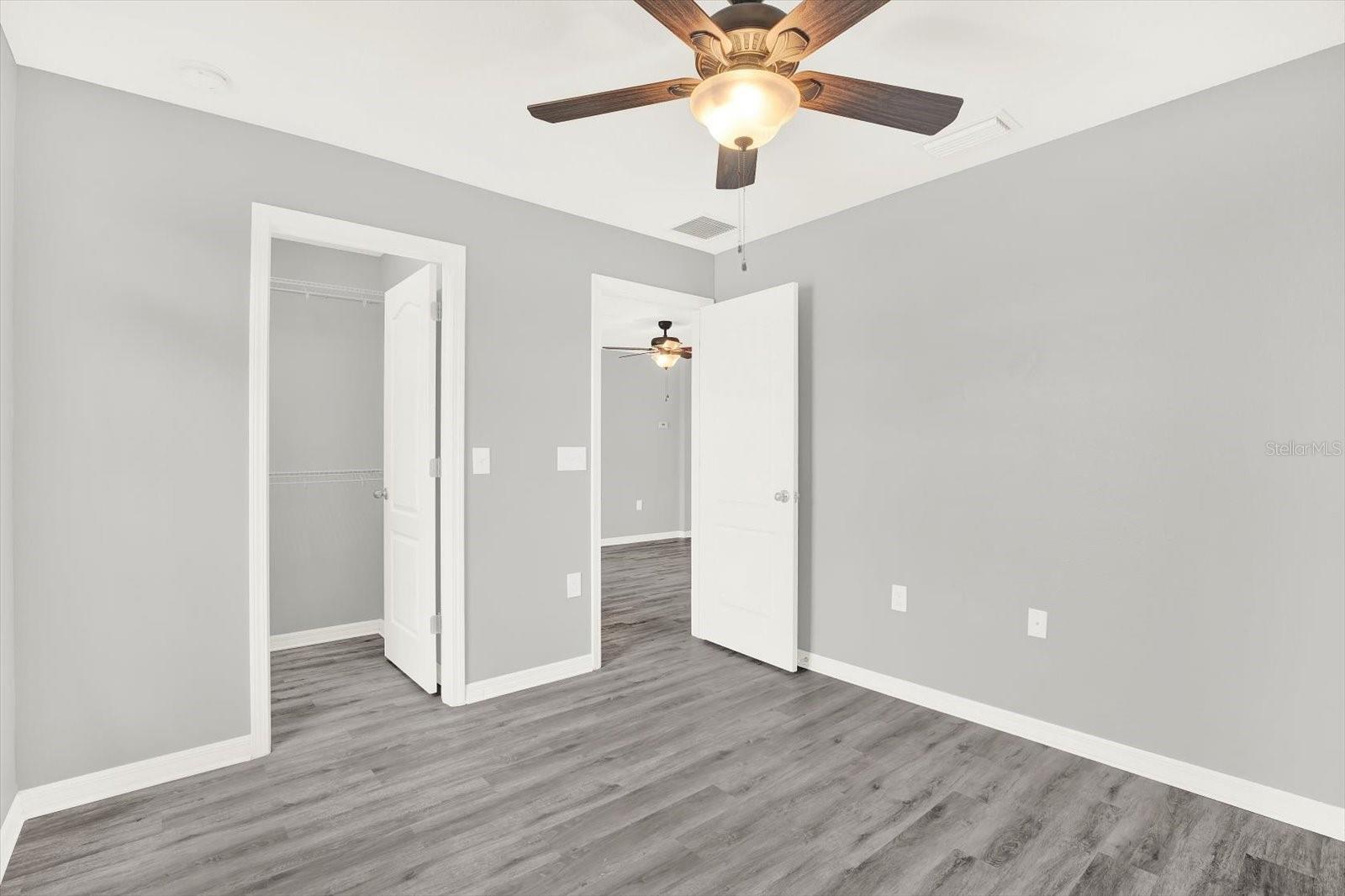 Image 17 of 32 For 10560 Lake Seminole Terrace