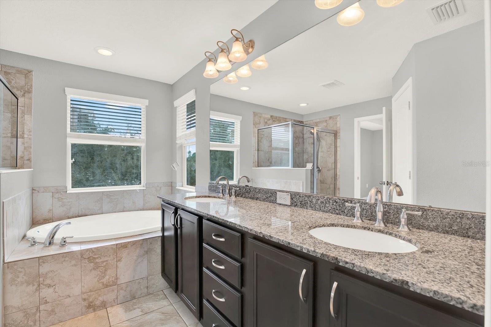 Image 21 of 32 For 10560 Lake Seminole Terrace