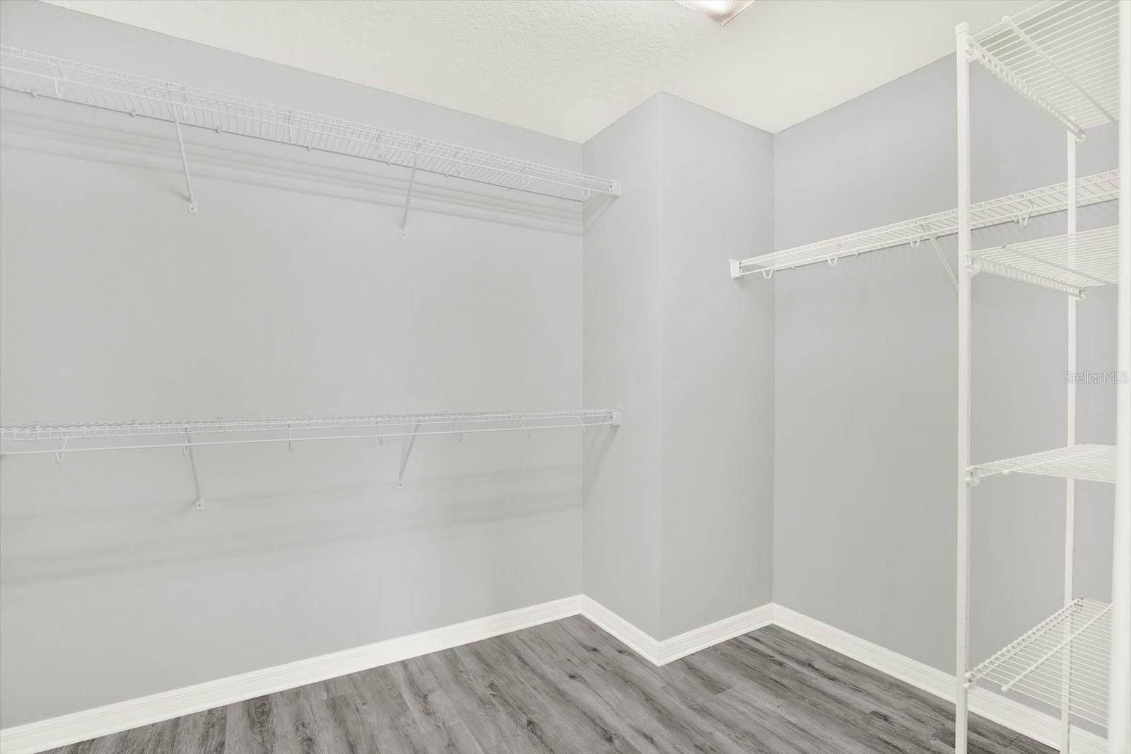 Image 23 of 32 For 10560 Lake Seminole Terrace