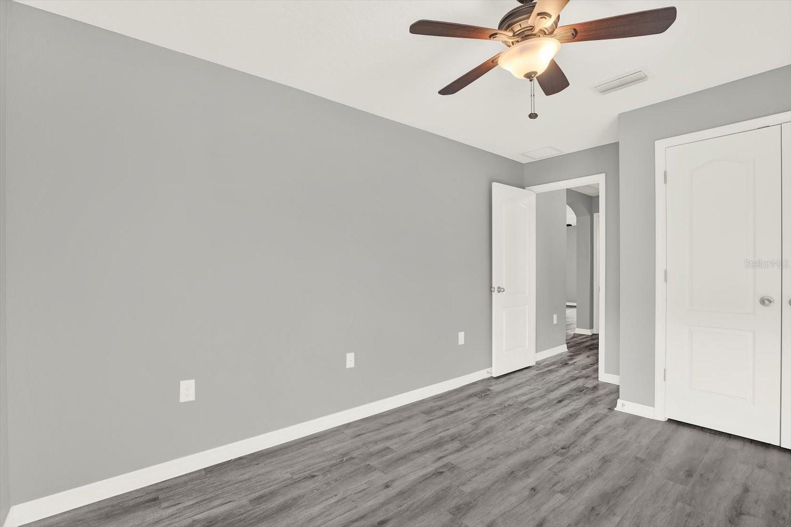 Image 28 of 32 For 10560 Lake Seminole Terrace