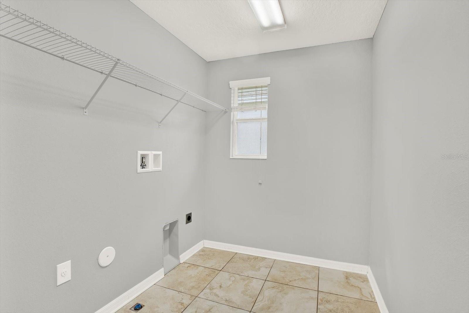 Image 29 of 32 For 10560 Lake Seminole Terrace