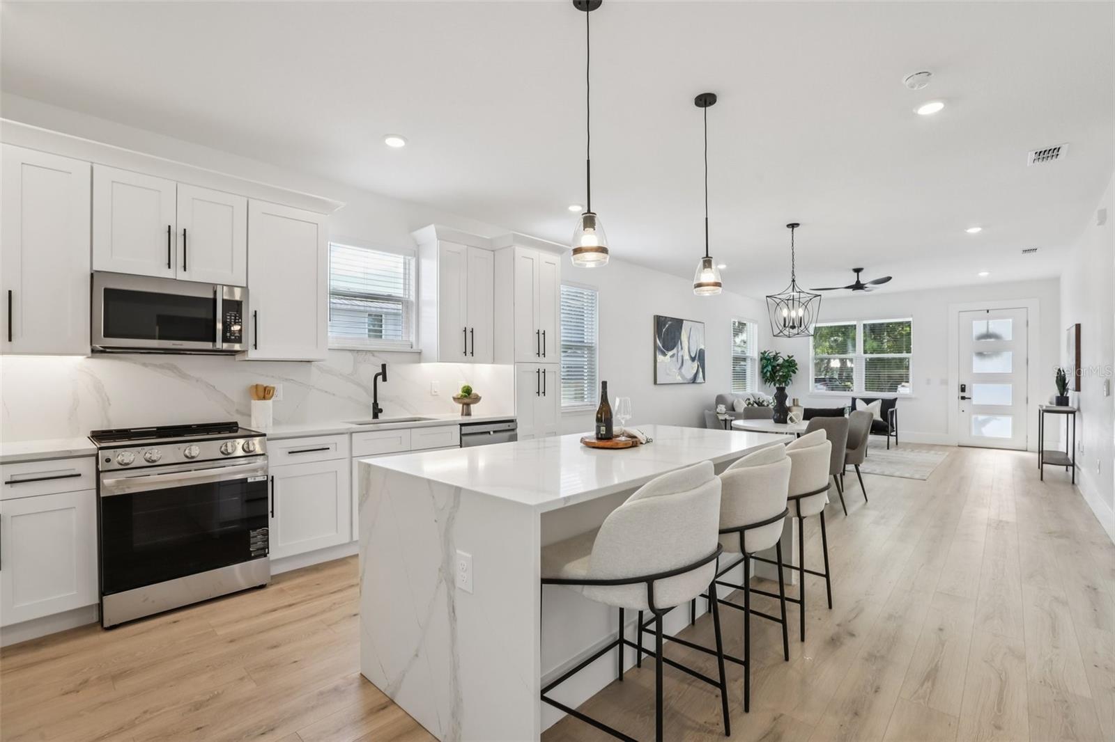 Image 16 of 55 For 2612 18th Ave