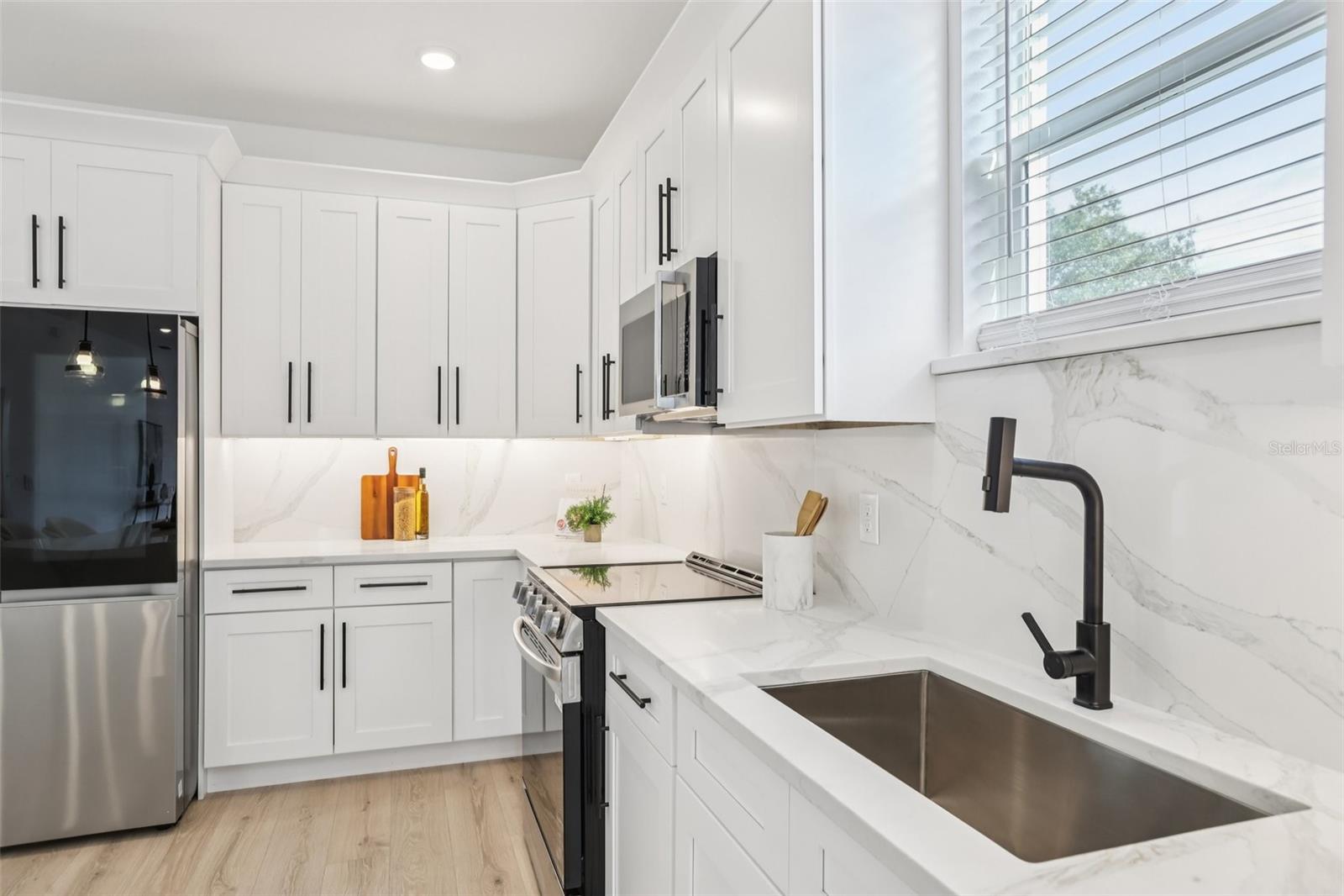 Image 20 of 55 For 2612 18th Ave