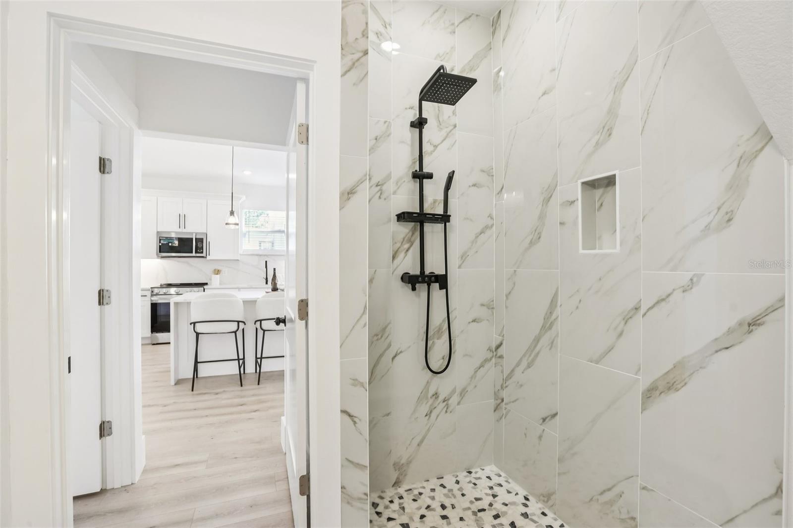 Image 23 of 55 For 2612 18th Ave