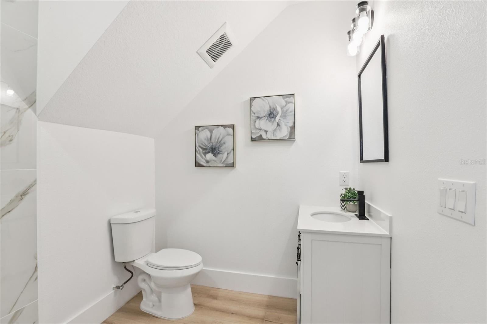 Image 24 of 55 For 2612 18th Ave