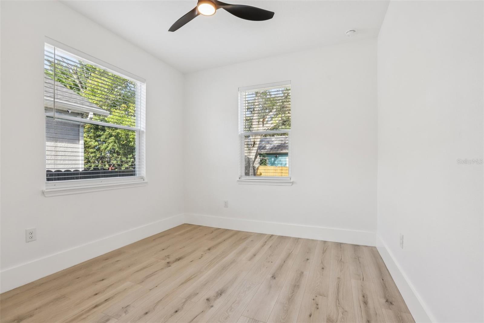 Image 26 of 55 For 2612 18th Ave