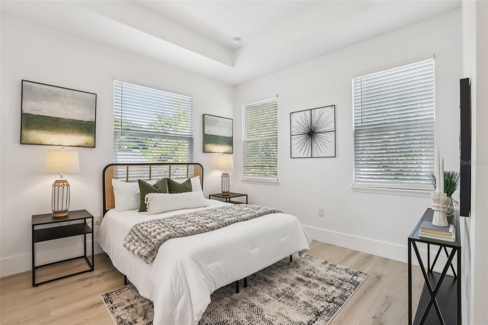 Image 27 of 55 For 2612 18th Ave