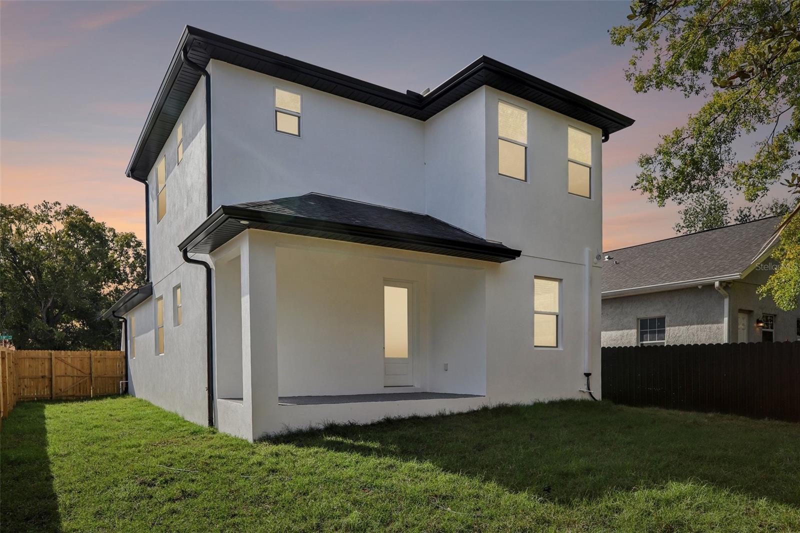 Image 42 of 55 For 2612 18th Ave