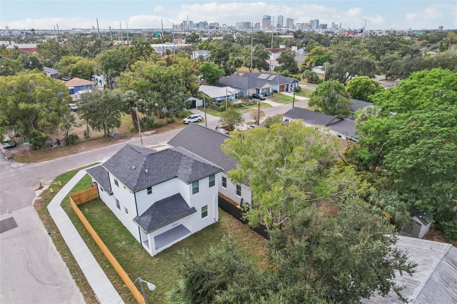 Image 49 of 55 For 2612 18th Ave