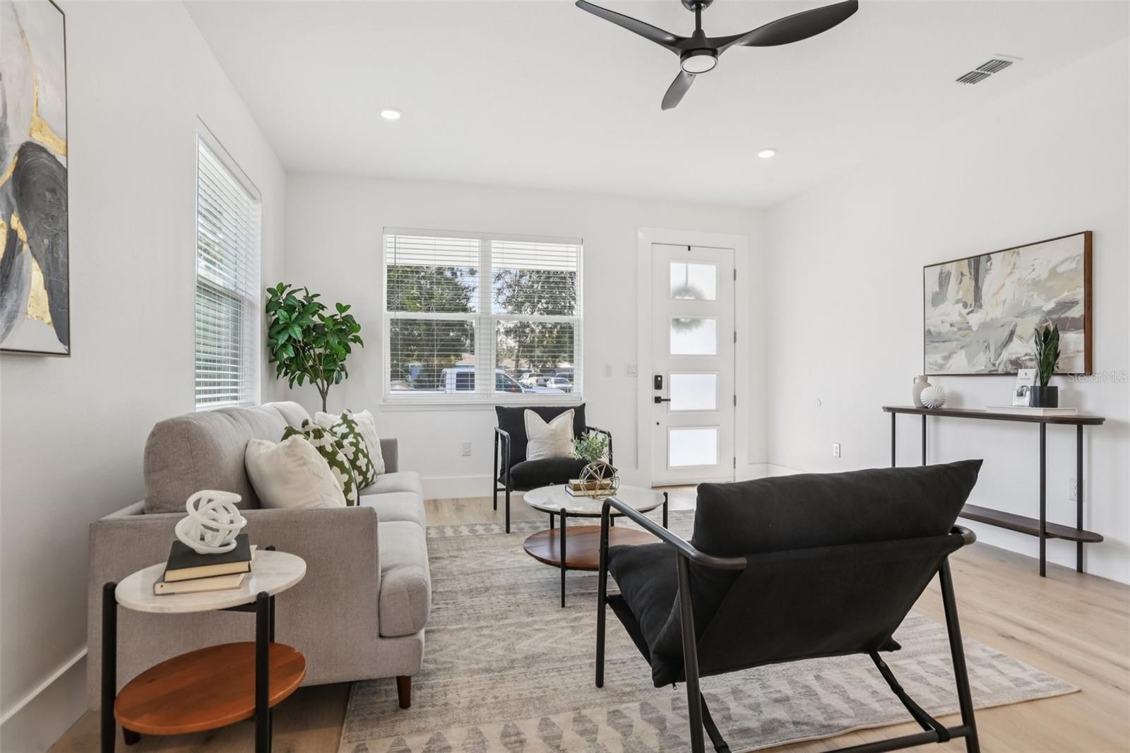 Image 9 of 55 For 2612 18th Ave