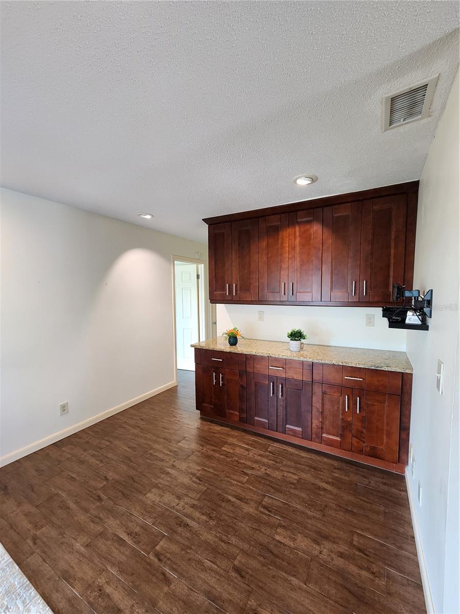 Image 11 of 37 For 9926 40th Street N