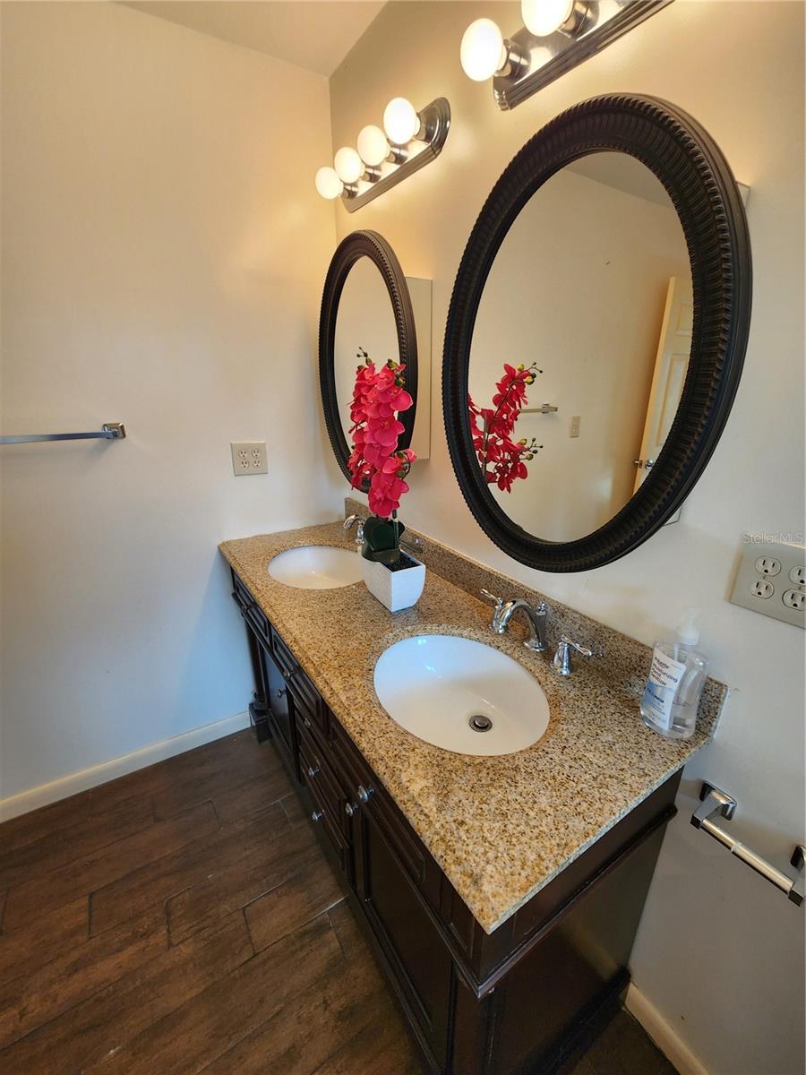 Image 16 of 37 For 9926 40th Street N