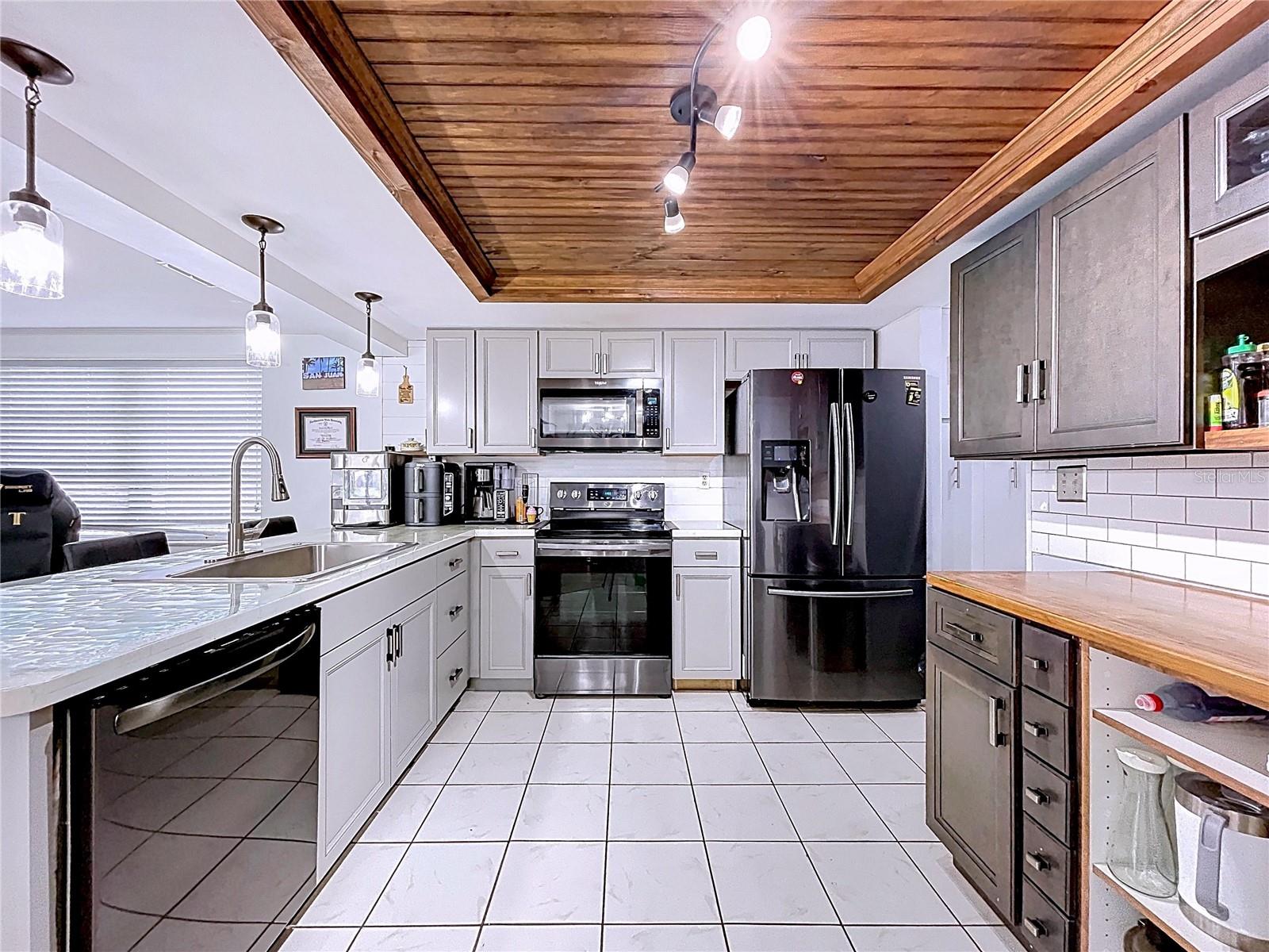 Image 18 of 31 For 9115 Panda Lane