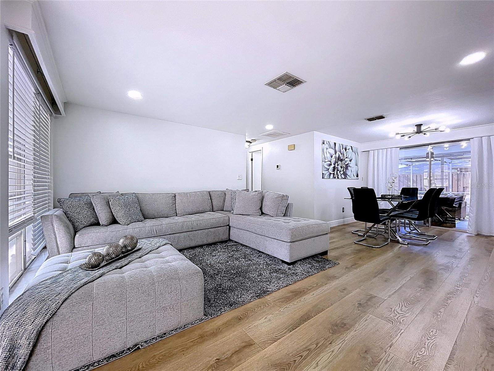 Image 6 of 31 For 9115 Panda Lane