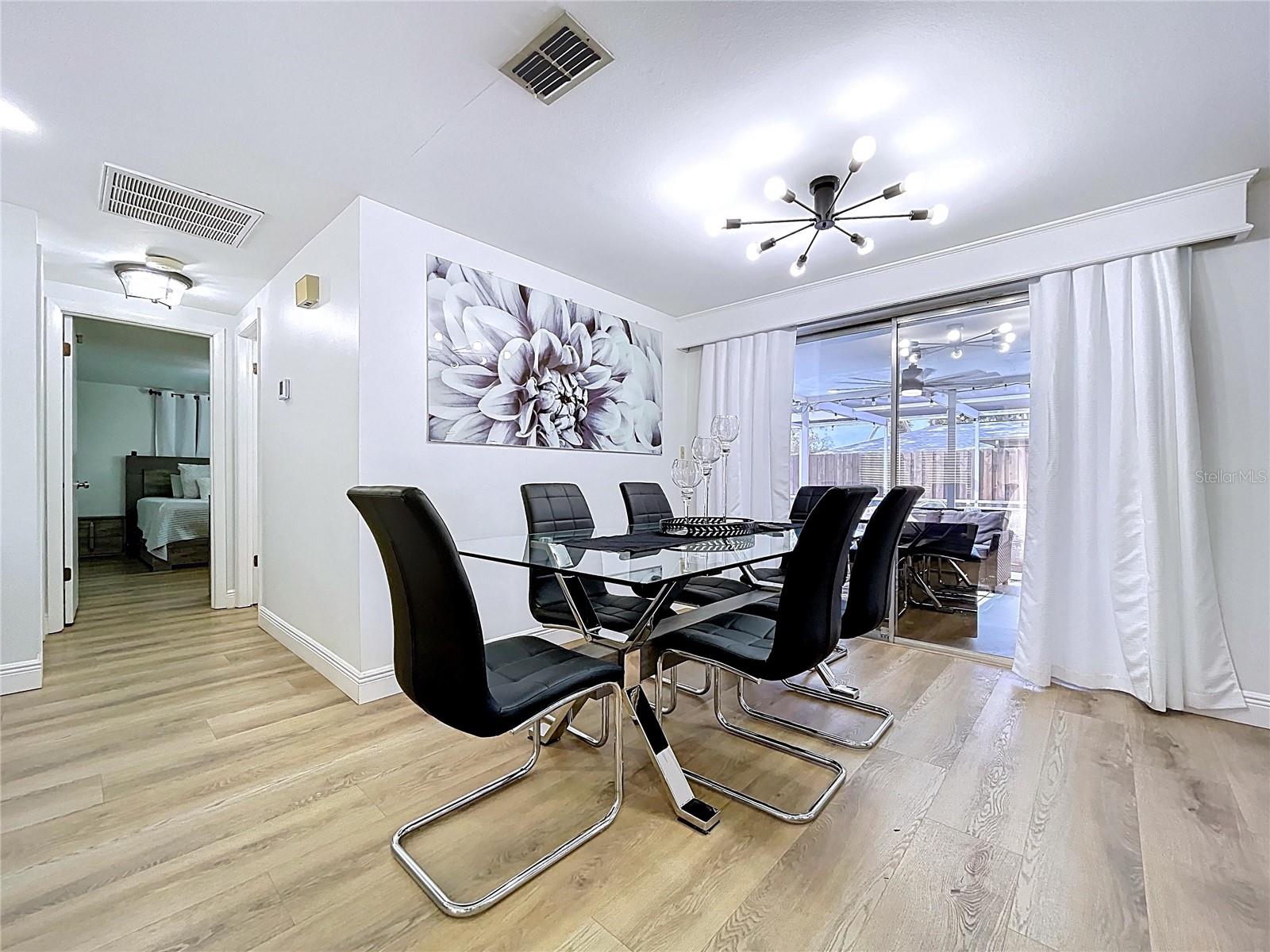 Image 8 of 31 For 9115 Panda Lane