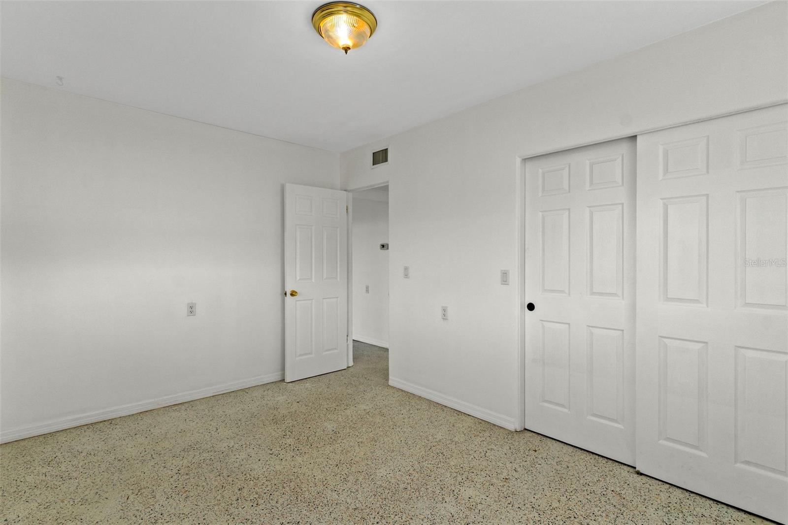 Image 19 of 35 For 9017 Petal Court