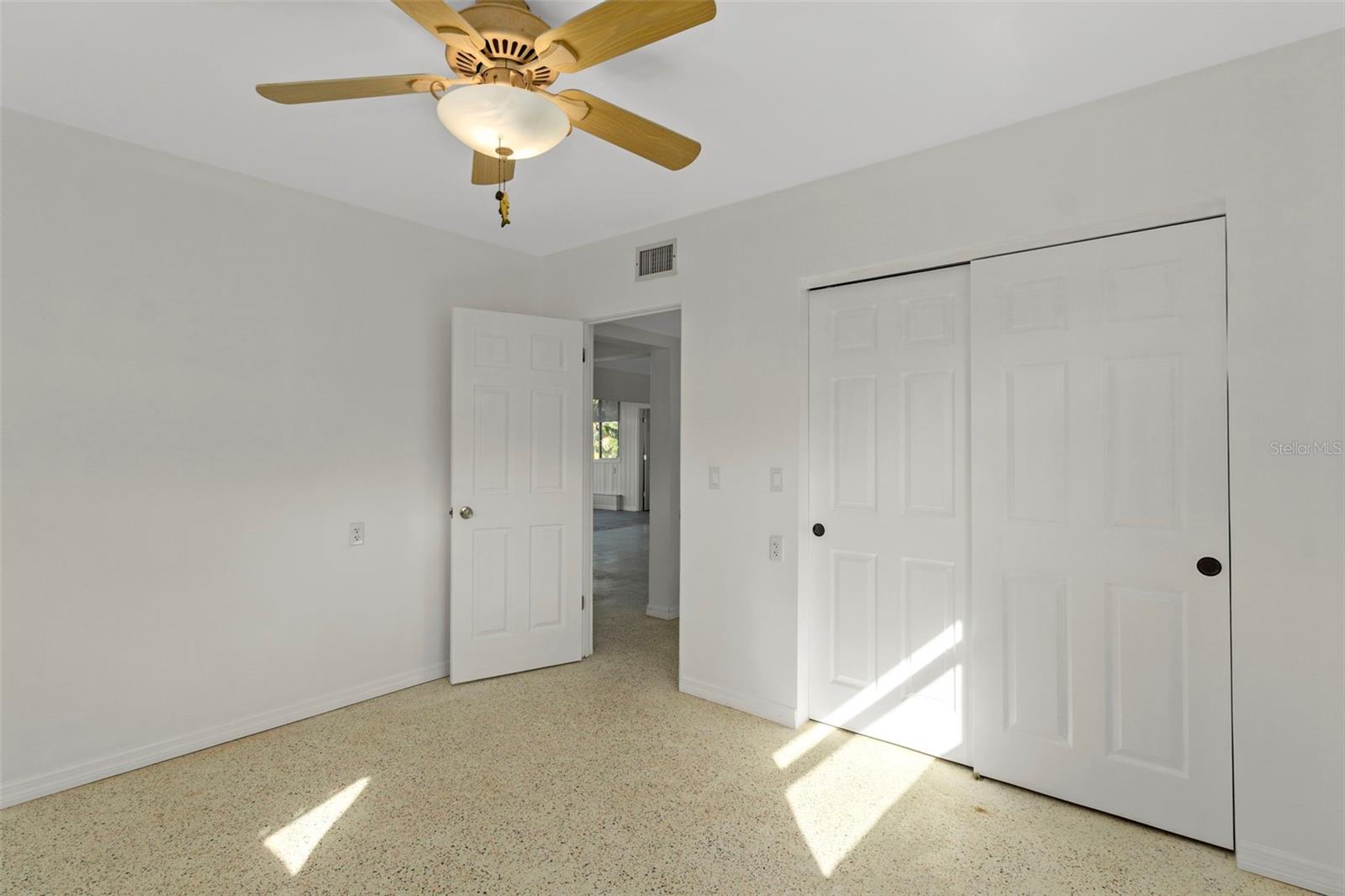 Image 23 of 35 For 9017 Petal Court