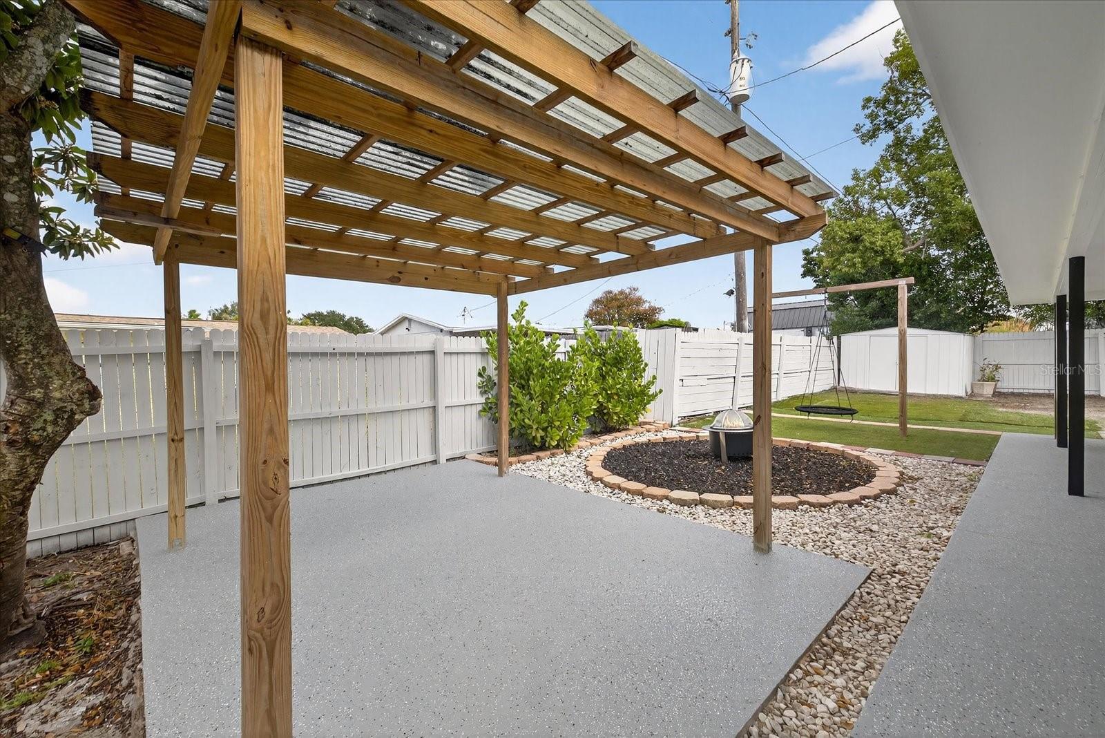 Image 39 of 52 For 5041 Moog Road