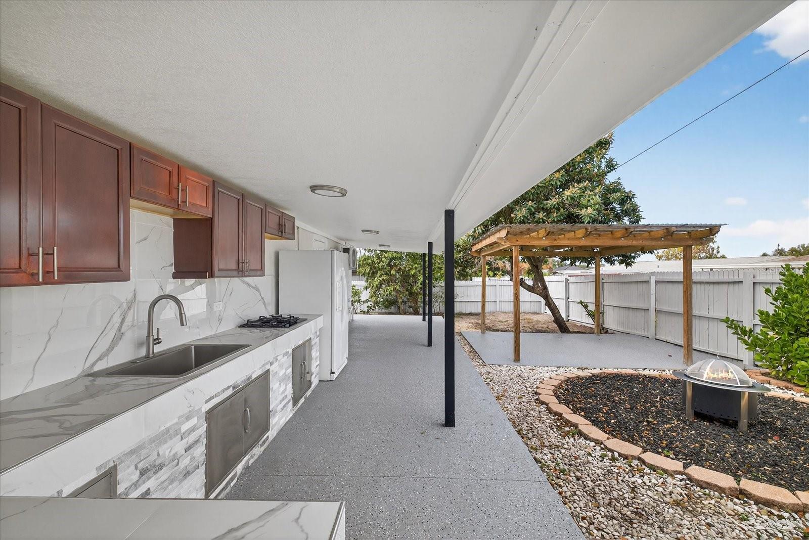 Image 41 of 52 For 5041 Moog Road