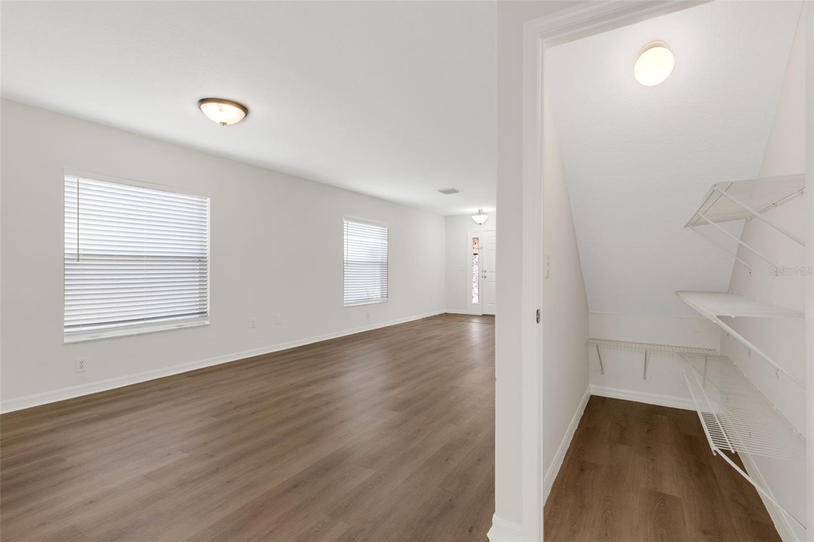 Image 16 of 50 For 25837 Crippen Drive