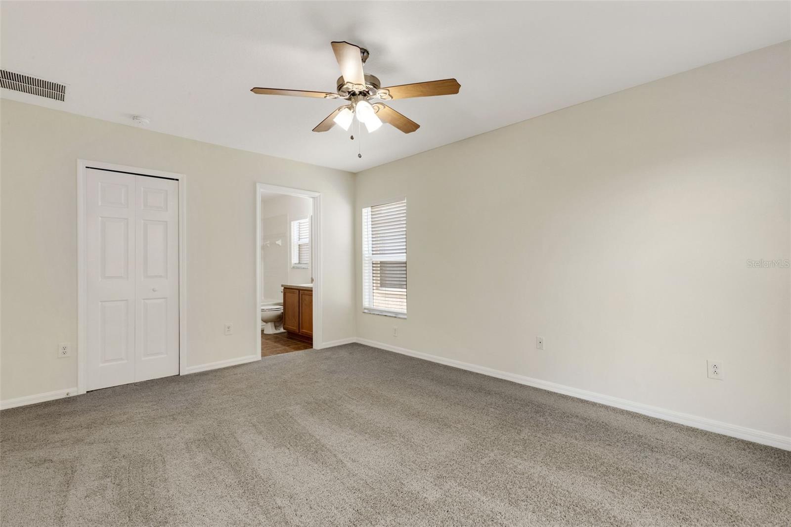 Image 22 of 50 For 25837 Crippen Drive