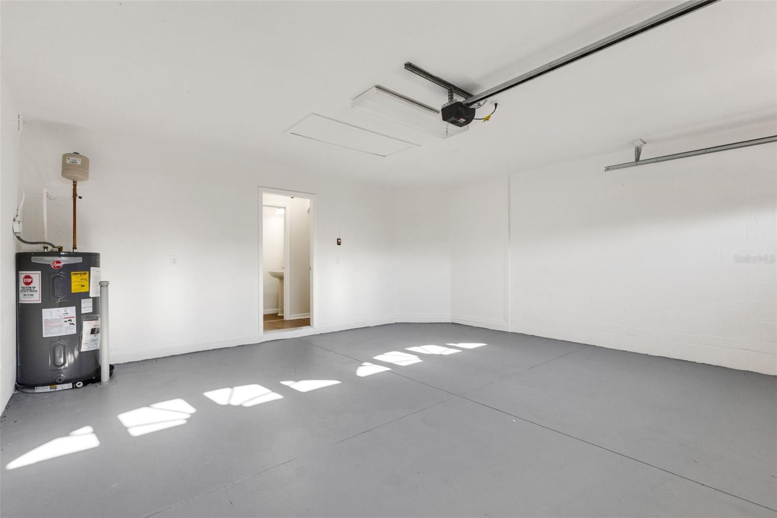 Image 45 of 50 For 25837 Crippen Drive