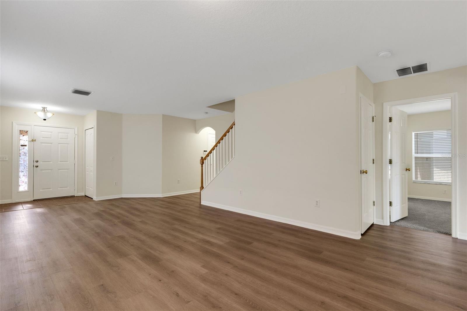 Image 6 of 50 For 25837 Crippen Drive