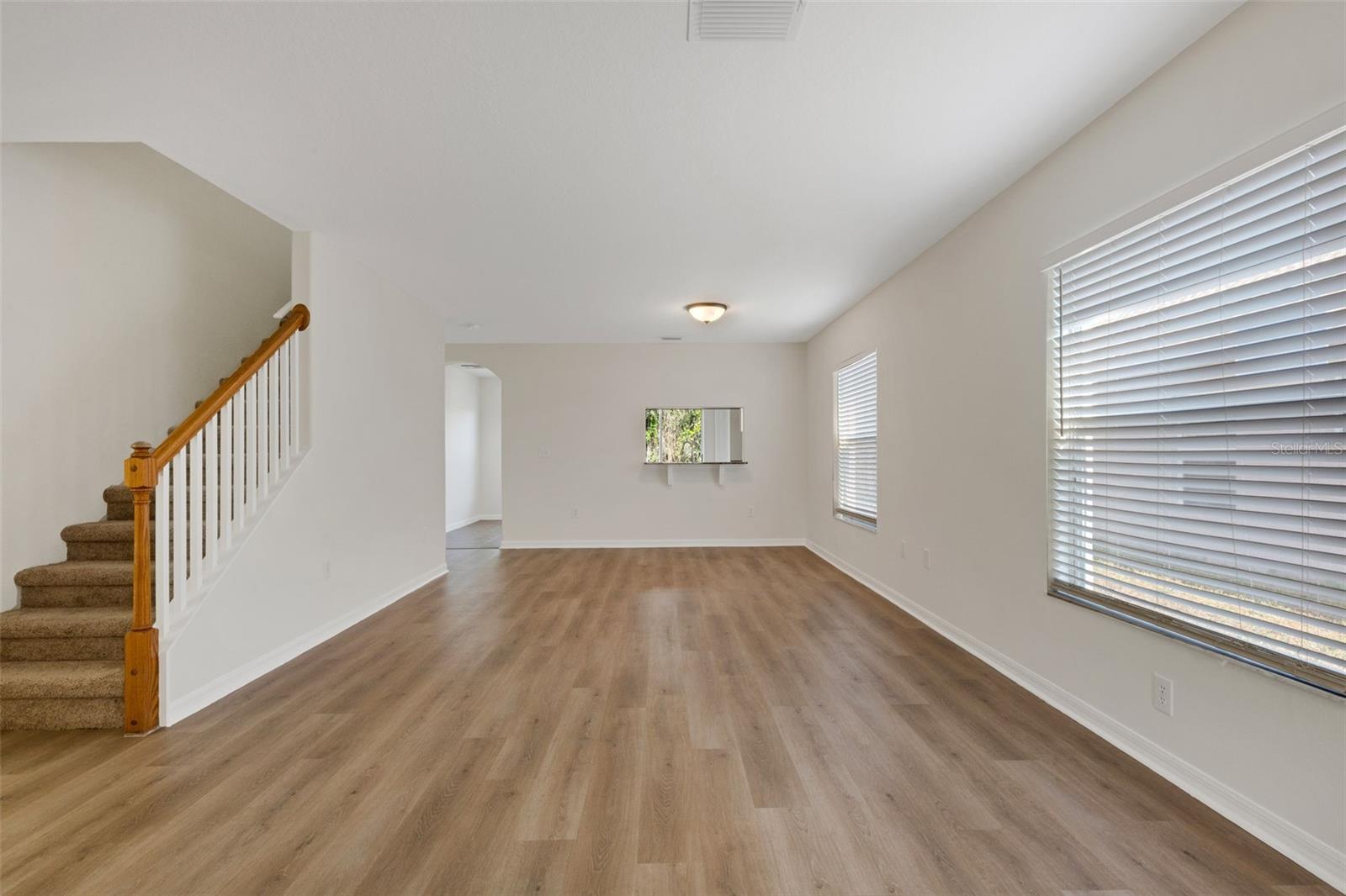 Image 7 of 50 For 25837 Crippen Drive