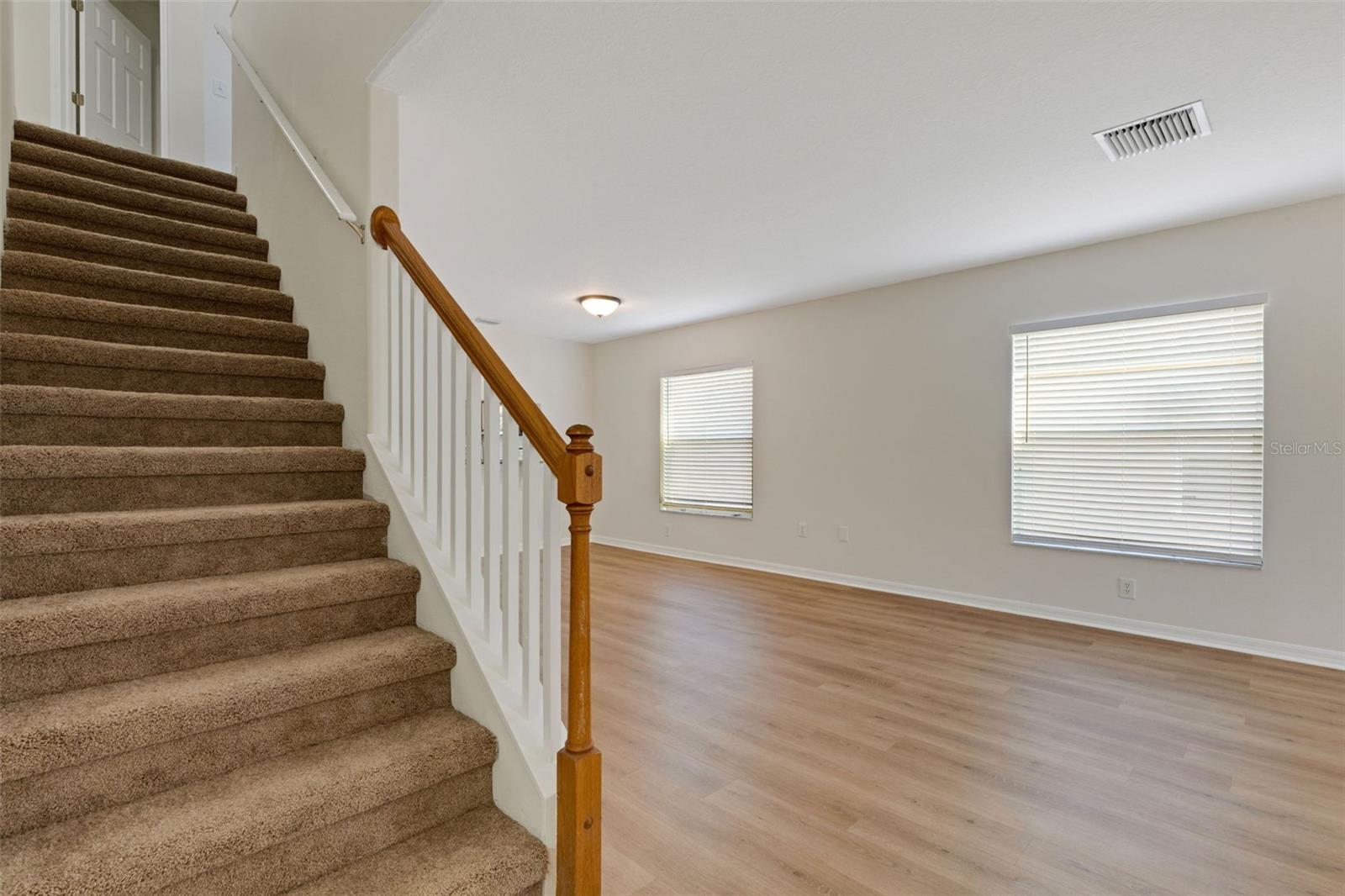 Image 9 of 50 For 25837 Crippen Drive