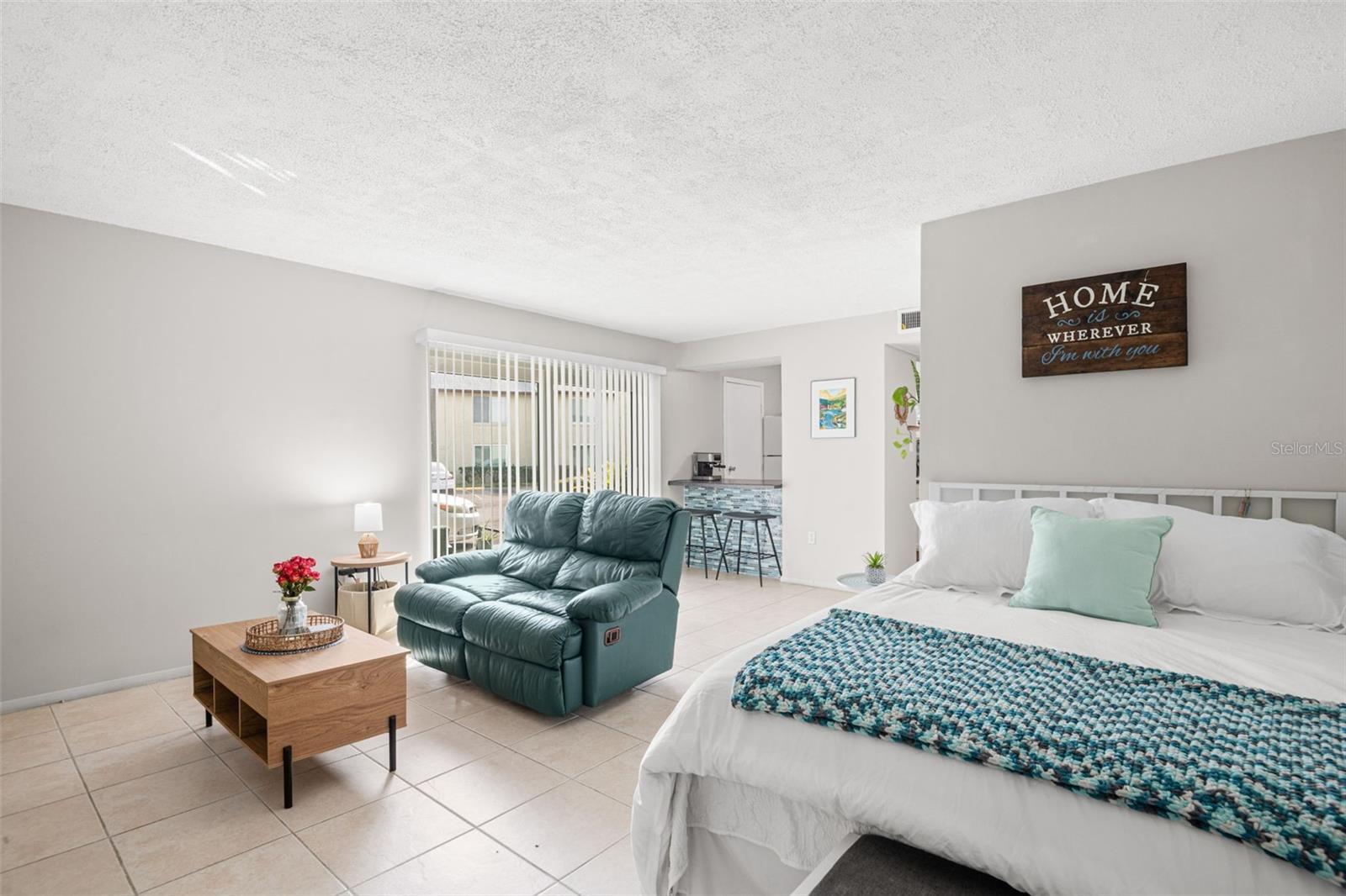 Image 5 of 19 For 4215 Bay Drive 1801d