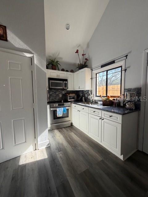 Image 7 of 17 For 12414 58th Street 63